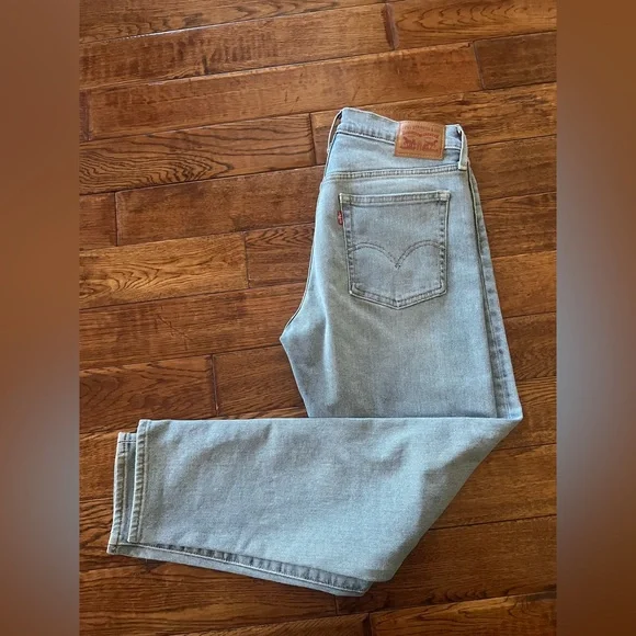 Levi's Premium Jeans Women's High Waist Straight Leg Light Blue Wash Size 29 - Picture 6 of 16